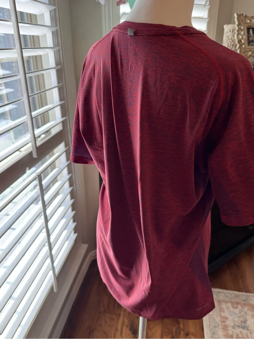 Nike Men’s Maroon Heather Short-Sleeve Training Tee